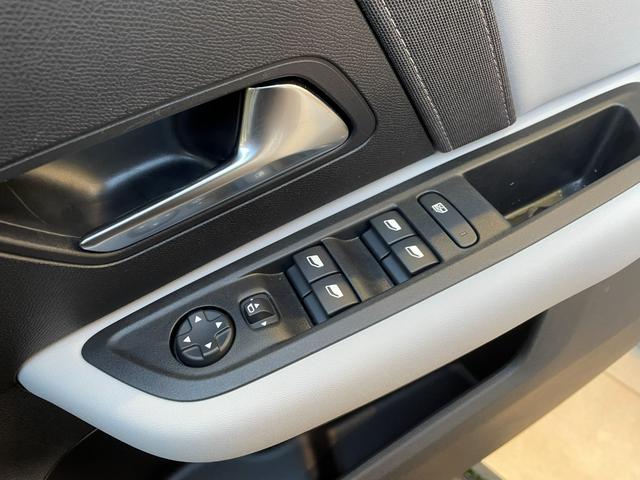 C4 マックス ハイブリッド 禁煙車/修復歴無し/純正ナビ/正規認定中古車/新車保証継承/マイルドハイブリッド/アドバンスドコンフォートシート/Carplay/ヘッドアップディスプレイ/360°カメラ/前後コーナーセンサー(16枚目)