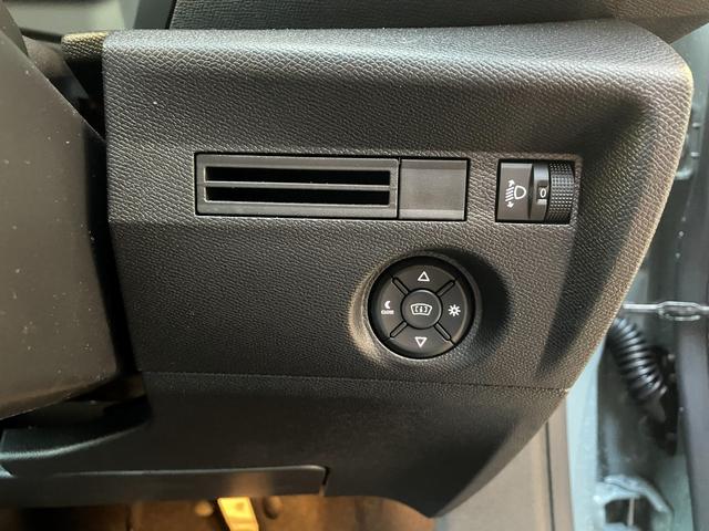 C4 マックス ハイブリッド 禁煙車/修復歴無し/純正ナビ/正規認定中古車/新車保証継承/マイルドハイブリッド/アドバンスドコンフォートシート/Carplay/ヘッドアップディスプレイ/360°カメラ/前後コーナーセンサー(18枚目)