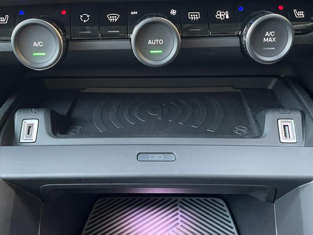 C4 マックス ハイブリッド 禁煙車/修復歴無し/純正ナビ/正規認定中古車/新車保証継承/マイルドハイブリッド/アドバンスドコンフォートシート/Carplay/ヘッドアップディスプレイ/360°カメラ/前後コーナーセンサー(49枚目)