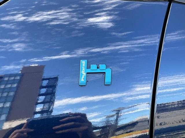 C5エアクロス シャインパック プラグインハイブリッド サンルーフ/禁煙車/修復歴無し/プラグインハイブリッド/Carplay/正規認定中古車/新車保証継承/シートヒーター/レザーシート/ハンズフリー電動テールゲート/後席リクライニングシート(12枚目)