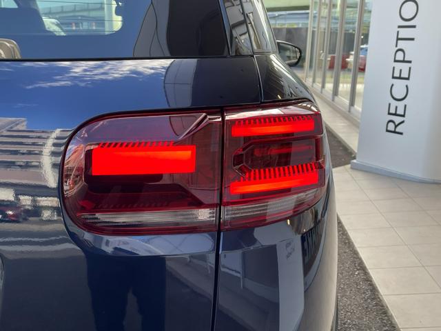 C5エアクロス シャインパック プラグインハイブリッド サンルーフ/禁煙車/修復歴無し/プラグインハイブリッド/Carplay/正規認定中古車/新車保証継承/シートヒーター/レザーシート/ハンズフリー電動テールゲート/後席リクライニングシート(16枚目)