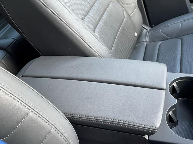 C5エアクロス シャインパック プラグインハイブリッド サンルーフ/禁煙車/修復歴無し/プラグインハイブリッド/Carplay/正規認定中古車/新車保証継承/シートヒーター/レザーシート/ハンズフリー電動テールゲート/後席リクライニングシート(56枚目)