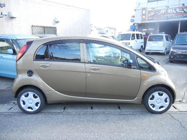 アイ カジュアルエディション Wエアバック ABS キーレス CD ETC タイミングチェーン(5枚目)