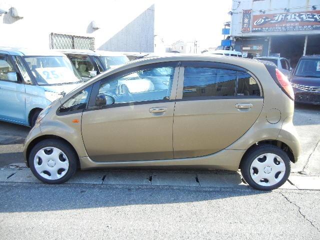 アイ カジュアルエディション Wエアバック ABS キーレス CD ETC タイミングチェーン(6枚目)