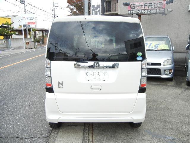 N-BOX Wエアバック ABS スマートキー 社外メモリーナビ ワンゼグTV CD ETC 左パワースライド 電動格納ミラー ワンオーナー車(8枚目)