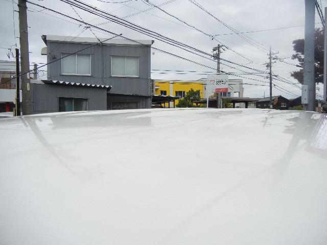 N-BOX Wエアバック ABS スマートキー 社外メモリーナビ ワンゼグTV CD ETC 左パワースライド 電動格納ミラー ワンオーナー車(10枚目)