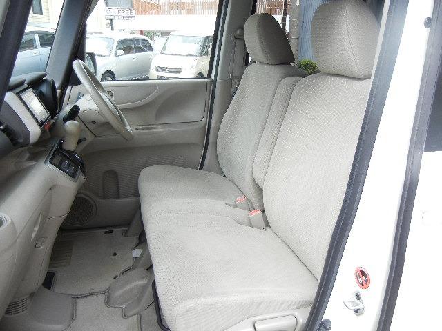 N-BOX Wエアバック ABS スマートキー 社外メモリーナビ ワンゼグTV CD ETC 左パワースライド 電動格納ミラー ワンオーナー車(17枚目)