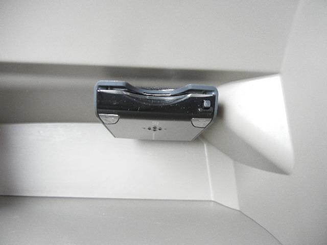 N-BOX Wエアバック ABS スマートキー 社外メモリーナビ ワンゼグTV CD ETC 左パワースライド 電動格納ミラー ワンオーナー車(23枚目)