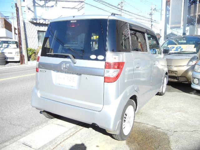 年式相応ですが、多少の小傷程度ですので、十分このままでいけると思います！どうしても気になるところ等ありましたら、低価格にてお直しいたしますので、何なりとお申し付けください。