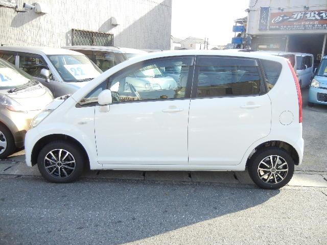 外装は、専任のスタッフが真心込めて丁寧にワックスをしておりますので、ピカピカに仕上がっております。　愛知　大治　格安　軽四　軽自動車　安い　中古車　　ジーフリー　Ｇ−ＦＲＥＥ