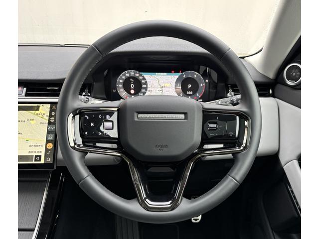 レンジローバーイヴォーク ダイナミック　ＳＥ　Ｄ２００　ディーゼルターボ　４ＷＤ　ヘッドアップディスプレイ　サンルーフ　液晶ミラー　前後シートＨ　プライバシーガラス　電動デールゲート　ブラックコントラストルーフ　ピクセルＬＥＤヘッドライト（11枚目）