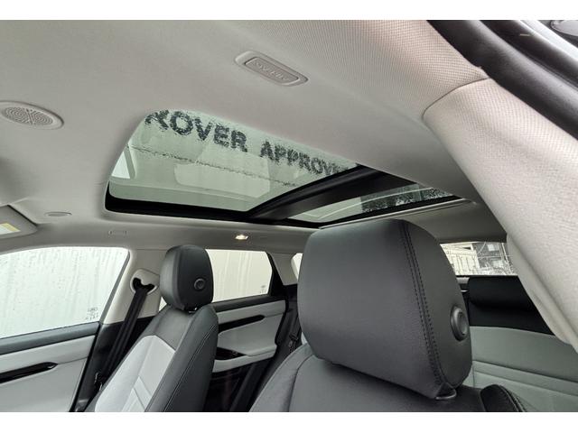 レンジローバーイヴォーク ダイナミック　ＳＥ　Ｄ２００　ディーゼルターボ　４ＷＤ　ヘッドアップディスプレイ　サンルーフ　液晶ミラー　前後シートＨ　プライバシーガラス　電動デールゲート　ブラックコントラストルーフ　ピクセルＬＥＤヘッドライト（13枚目）