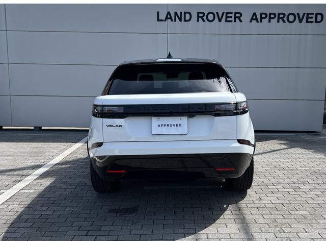 レンジローバーヴェラール ダイナミック　ＳＥ　Ｄ２００　ディーゼルターボ　４ＷＤ　サンルーフ　エアサスペンション　シートヒーター＆クーラー　電動テールゲート　ＯＰ２１インチグロスブラック　レッドキャリパー　スライディングパノラミックルーフ（5枚目）