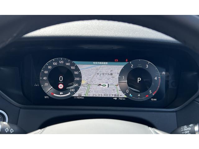 レンジローバーヴェラール ダイナミック　ＳＥ　Ｄ２００　ディーゼルターボ　４ＷＤ　サンルーフ　エアサスペンション　シートヒーター＆クーラー　電動テールゲート　ＯＰ２１インチグロスブラック　レッドキャリパー　スライディングパノラミックルーフ（11枚目）