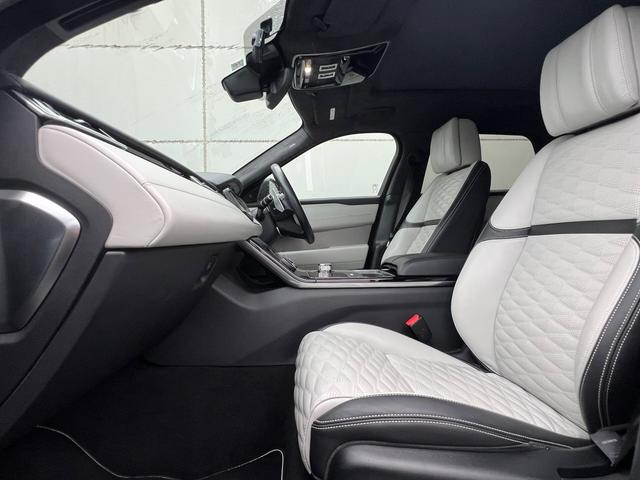 レンジローバーヴェラール ＳＶオートバイオグラフィーダイナミックエディション　４ＷＤ　Ｖ８　５．０Ｌ限定モデル　２２ＡＷ　サンルーフ　ヘッドアップディスプレイ　マトリックスＬＥＤヘッドライト　シーラス・エボニーウィンザーレザーシート　スライディングサンルーフ（12枚目）