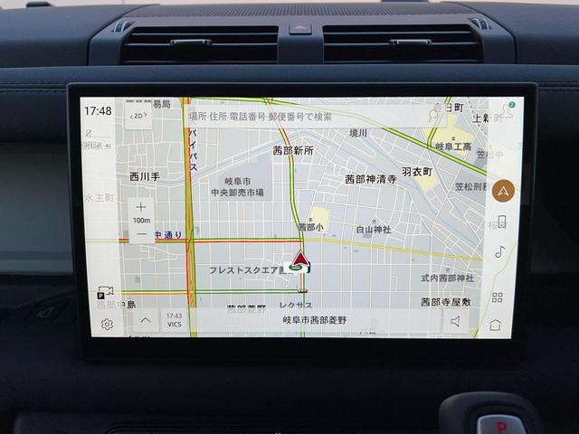 ディフェンダー １３０ＳＥ　Ｄ３００　ディーゼルターボ　４ＷＤ　８人乗エアサス　２２インチ　シートヒーター　液晶ルームミラー　２２インチアルミホイールスタイル５０９８　スライディングパノラミックルーフ（14枚目）