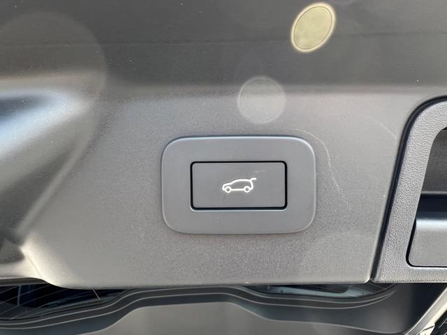 レンジローバーヴェラール ダイナミック　ＨＳＥ　Ｐ４００ｅ　４ＷＤ　シートヒーター＆クーラー前席マッサージ　４ゾーンクライメート　ヘッドアップ　シートヒーター＆クーラー　スライディングパノラミックルーフ　２１インチＡＷ　パワーテールゲート（22枚目）