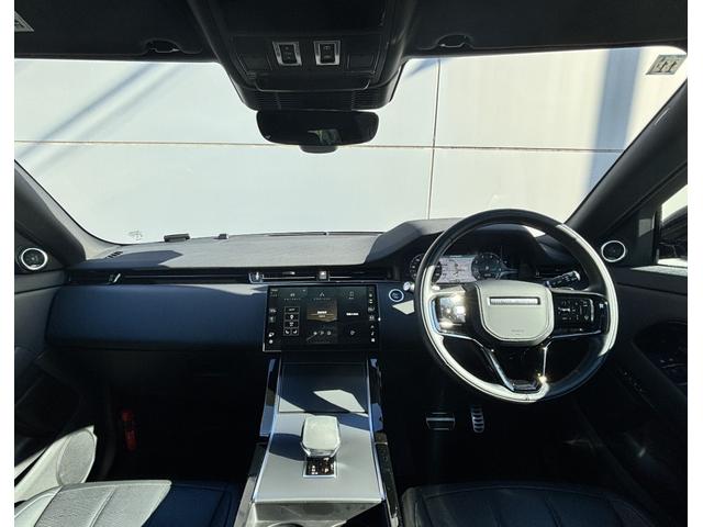 レンジローバーイヴォーク ダイナミック　ＨＳＥ　Ｐ２５０　４ＷＤ　サンルーフ　２０インチＡＷ　シートヒーター＆クーラー　ブラックエクステリアパック　コントラストルーフ　スライディングパノラミックルーフ　プライバシーガラス（11枚目）