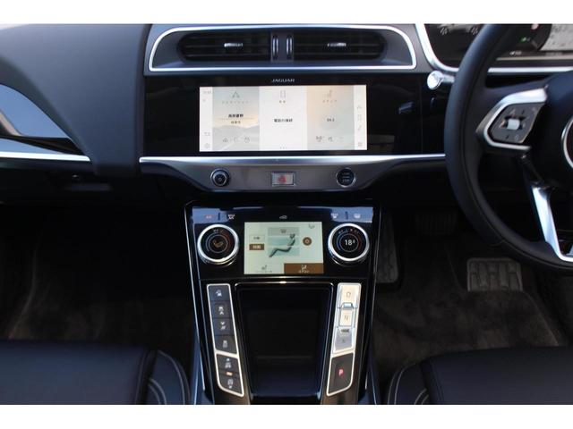 Iペイス SE ジャガー認定中古車 4WD 22ンチ純正AW デジタルミラー エアサスペンション 液晶ルームミラー 固定式ガラスルーフ パワーテールゲート パノラミックルーフ(13枚目)