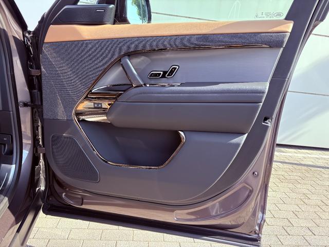 レンジローバースポーツ ダイナミックSE P550e(23枚目)