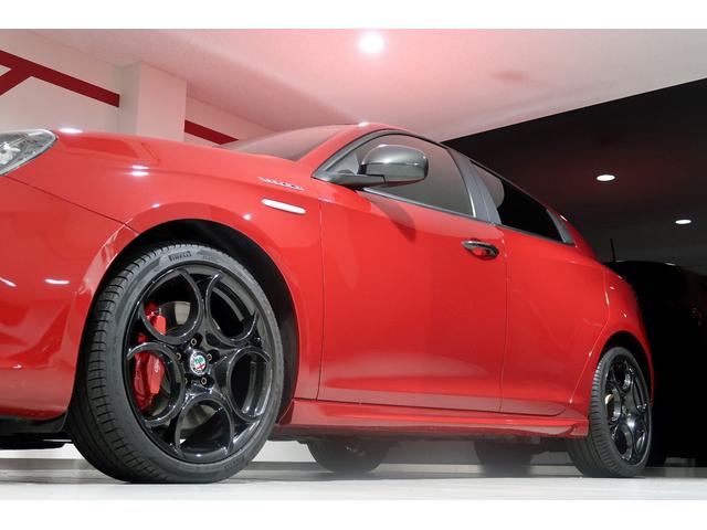 ジュリエッタ ヴェローチェ　１７５０　ＴＢＩ　ブラックレザー　純正ナビ＆テレビ　バックカメラ　キセノン　前後ソナー　ブレンボレッドキャリパー　認定中古車保証１年（10枚目）