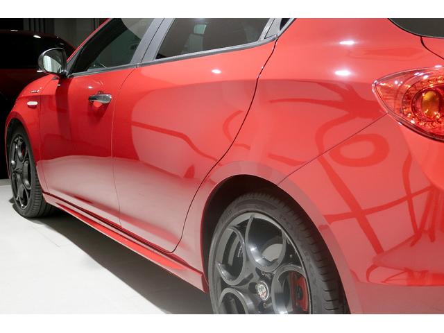 ジュリエッタ ヴェローチェ　１７５０　ＴＢＩ　ブラックレザー　純正ナビ＆テレビ　バックカメラ　キセノン　前後ソナー　ブレンボレッドキャリパー　認定中古車保証１年（18枚目）