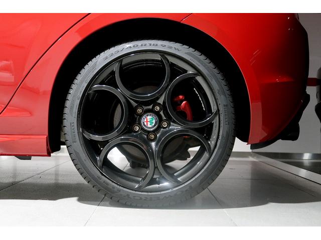 ジュリエッタ ヴェローチェ　１７５０　ＴＢＩ　ブラックレザー　純正ナビ＆テレビ　バックカメラ　キセノン　前後ソナー　ブレンボレッドキャリパー　認定中古車保証１年（50枚目）