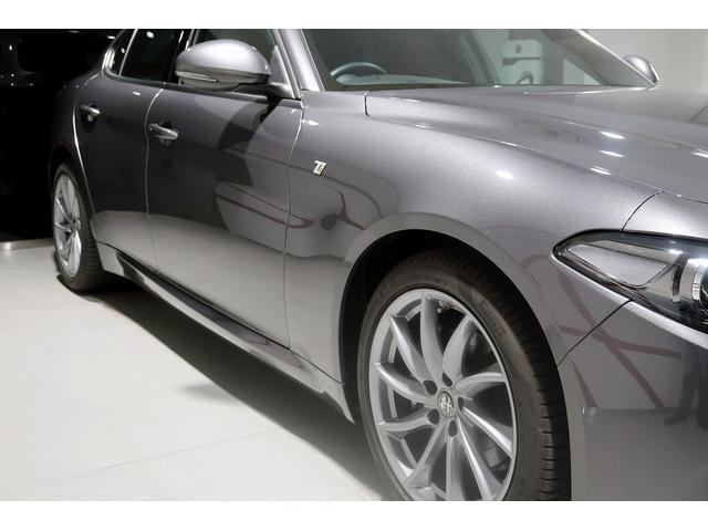 ジュリア TI ワンオーナー キセノン ブラウンレザー 純正ナビ&テレビ 8.8インチコネクトシステム バックカメラ ワイヤレスチャージングパッド 認定中古車保証1年(6枚目)