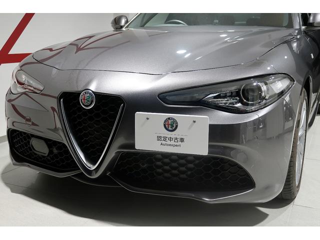 ジュリア TI ワンオーナー キセノン ブラウンレザー 純正ナビ&テレビ 8.8インチコネクトシステム バックカメラ ワイヤレスチャージングパッド 認定中古車保証1年(8枚目)