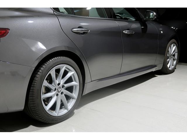 ジュリア TI ワンオーナー キセノン ブラウンレザー 純正ナビ&テレビ 8.8インチコネクトシステム バックカメラ ワイヤレスチャージングパッド 認定中古車保証1年(14枚目)