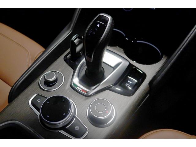 ジュリア TI ワンオーナー キセノン ブラウンレザー 純正ナビ&テレビ 8.8インチコネクトシステム バックカメラ ワイヤレスチャージングパッド 認定中古車保証1年(27枚目)