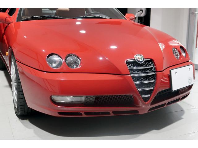 アルファGTV 3.2 V6 24V 左ハンドル 6MT MOMOタンゴベージュレザー ステアリングラックOH済 左右フロントロアアーム新品交換 Fブレーキホース新品交換 バッテリー新品交換 外装同色補修済 タイミングベルト交換付(6枚目)