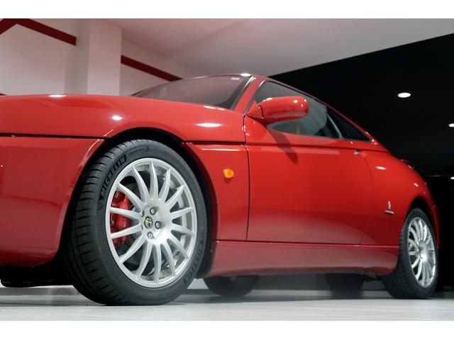 アルファGTV 3.2 V6 24V 左ハンドル 6MT MOMOタンゴベージュレザー ステアリングラックOH済 左右フロントロアアーム新品交換 Fブレーキホース新品交換 バッテリー新品交換 外装同色補修済 タイミングベルト交換付(12枚目)