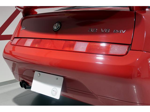 アルファGTV 3.2 V6 24V 左ハンドル 6MT MOMOタンゴベージュレザー ステアリングラックOH済 左右フロントロアアーム新品交換 Fブレーキホース新品交換 バッテリー新品交換 外装同色補修済 タイミングベルト交換付(18枚目)