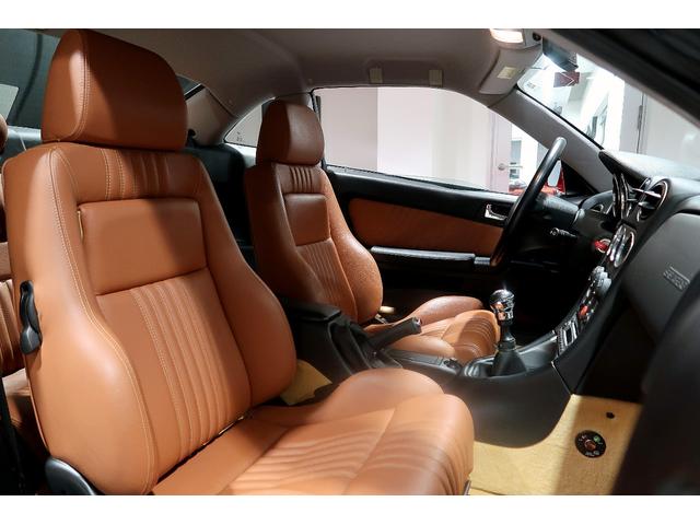アルファGTV 3.2 V6 24V 左ハンドル 6MT MOMOタンゴベージュレザー ステアリングラックOH済 左右フロントロアアーム新品交換 Fブレーキホース新品交換 バッテリー新品交換 外装同色補修済 タイミングベルト交換付(39枚目)
