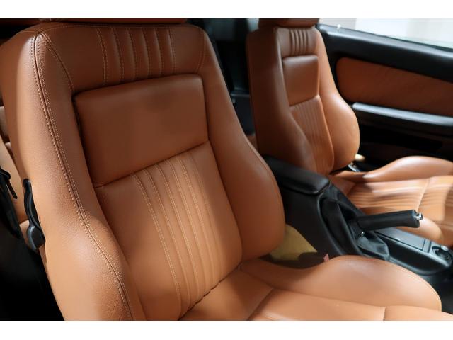 アルファGTV 3.2 V6 24V 左ハンドル 6MT MOMOタンゴベージュレザー ステアリングラックOH済 左右フロントロアアーム新品交換 Fブレーキホース新品交換 バッテリー新品交換 外装同色補修済 タイミングベルト交換付(41枚目)
