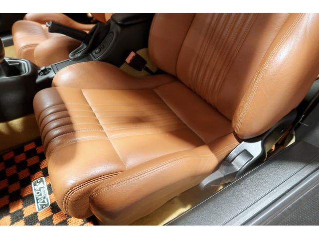 アルファGTV 3.2 V6 24V 左ハンドル 6MT MOMOタンゴベージュレザー ステアリングラックOH済 左右フロントロアアーム新品交換 Fブレーキホース新品交換 バッテリー新品交換 外装同色補修済 タイミングベルト交換付(45枚目)