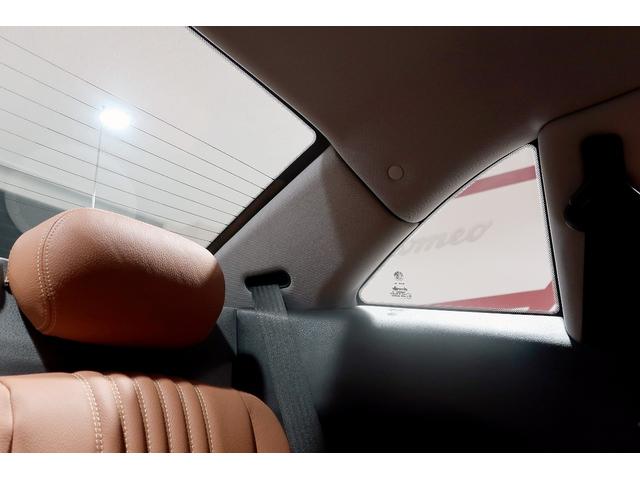 アルファGTV 3.2 V6 24V 左ハンドル 6MT MOMOタンゴベージュレザー ステアリングラックOH済 左右フロントロアアーム新品交換 Fブレーキホース新品交換 バッテリー新品交換 外装同色補修済 タイミングベルト交換付(56枚目)