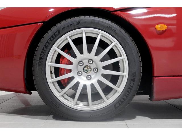 アルファGTV 3.2 V6 24V 左ハンドル 6MT MOMOタンゴベージュレザー ステアリングラックOH済 左右フロントロアアーム新品交換 Fブレーキホース新品交換 バッテリー新品交換 外装同色補修済 タイミングベルト交換付(62枚目)
