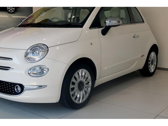５００Ｃ ツインエア　ラウンジ　ワンオーナー　レッドソフトトップ　アイボリーシート　７インチタッチパネルモニター付Ｕｃｏｎｎｅｃｔ　キセノン　バックソナー　認定中古車保証１年（9枚目）