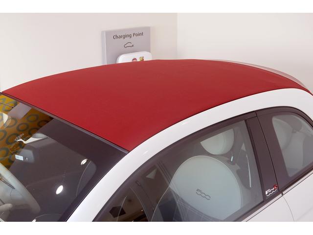 ５００Ｃ ツインエア　ラウンジ　ワンオーナー　レッドソフトトップ　アイボリーシート　７インチタッチパネルモニター付Ｕｃｏｎｎｅｃｔ　キセノン　バックソナー　認定中古車保証１年（11枚目）