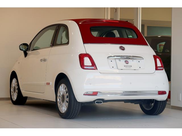 ５００Ｃ ツインエア　ラウンジ　ワンオーナー　レッドソフトトップ　アイボリーシート　７インチタッチパネルモニター付Ｕｃｏｎｎｅｃｔ　キセノン　バックソナー　認定中古車保証１年（17枚目）