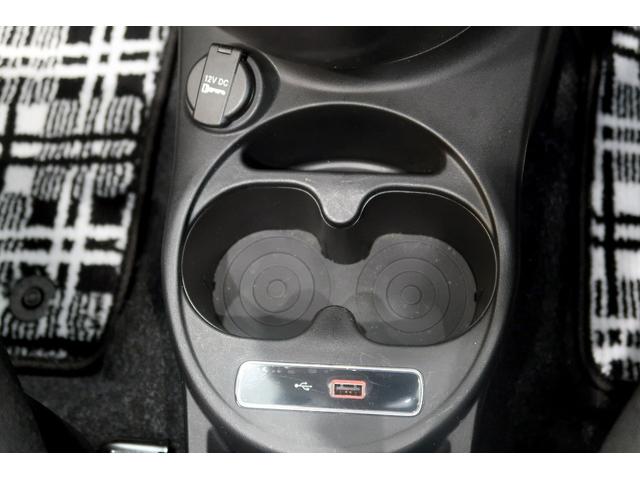 ５００Ｃ ツインエア　ラウンジ　ワンオーナー　レッドソフトトップ　アイボリーシート　７インチタッチパネルモニター付Ｕｃｏｎｎｅｃｔ　キセノン　バックソナー　認定中古車保証１年（29枚目）