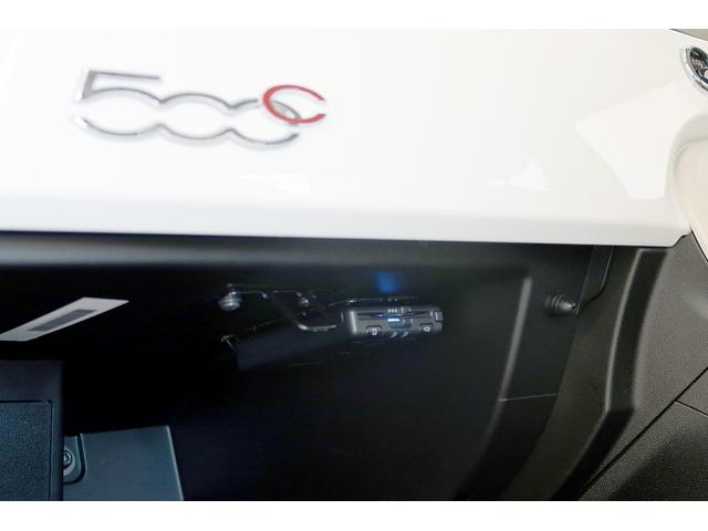 ５００Ｃ ツインエア　ラウンジ　ワンオーナー　レッドソフトトップ　アイボリーシート　７インチタッチパネルモニター付Ｕｃｏｎｎｅｃｔ　キセノン　バックソナー　認定中古車保証１年（32枚目）