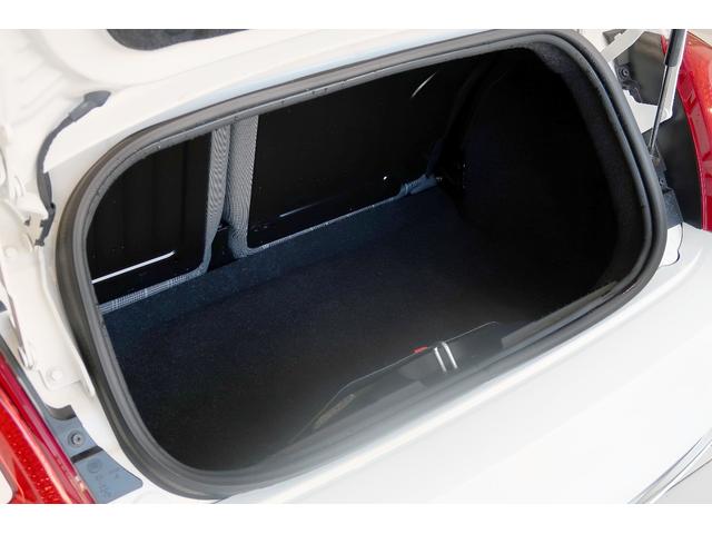 ５００Ｃ ツインエア　ラウンジ　ワンオーナー　レッドソフトトップ　アイボリーシート　７インチタッチパネルモニター付Ｕｃｏｎｎｅｃｔ　キセノン　バックソナー　認定中古車保証１年（42枚目）