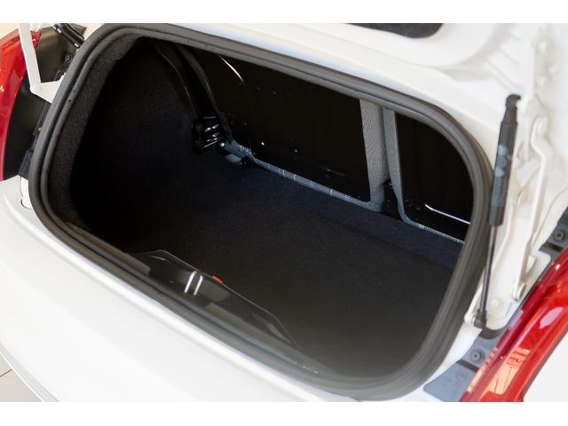 ５００Ｃ ツインエア　ラウンジ　ワンオーナー　レッドソフトトップ　アイボリーシート　７インチタッチパネルモニター付Ｕｃｏｎｎｅｃｔ　キセノン　バックソナー　認定中古車保証１年（44枚目）