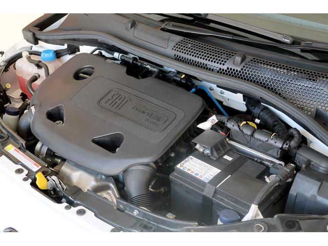 ５００Ｃ ツインエア　ラウンジ　ワンオーナー　レッドソフトトップ　アイボリーシート　７インチタッチパネルモニター付Ｕｃｏｎｎｅｃｔ　キセノン　バックソナー　認定中古車保証１年（45枚目）