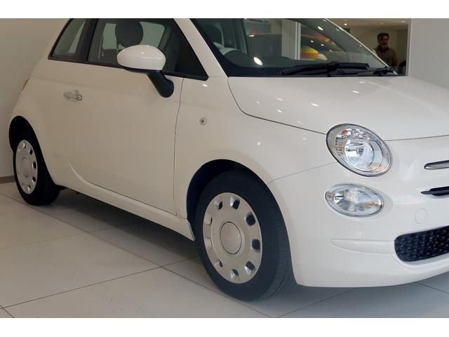 500 ツインエア カルト ワンオーナー FIATモノグラムシート 7インチタッチパネルモニター付Uconnect パドルシフト クルーズコントロール 新車保証継承R8年11月(6枚目)