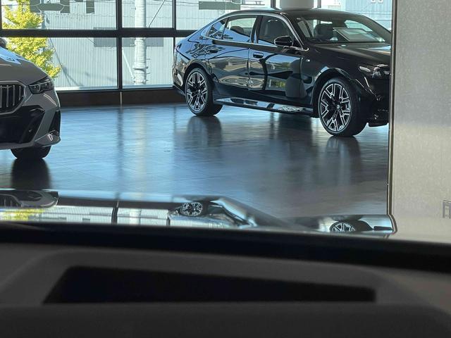 Ｘ１ Ｘ１　ｘＤｒｉｖｅ２０ｄ　Ｍスポーツ　ワンオーナー車　純正ナビゲーション　ＥＴＣ　アクティブクルーズコントロール　フロント・リアコーナーセンサー　電動テールゲート　社外ドライブレコーダー（38枚目）