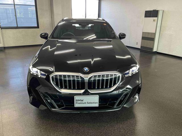 5シリーズ 523d xDrive Mスポーツ ワンオーナー車 コンフォートドライビングパッケージ 20インチアロイホイール フロント・リアコーナーセンサー 純正ナビゲーション ETC アクティブクルーズコントロール(3枚目)